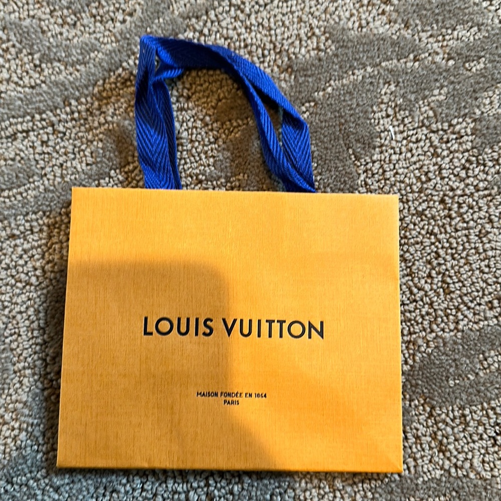 Louis Vuitton bag 5 1/2 x 4 1/2 x 3